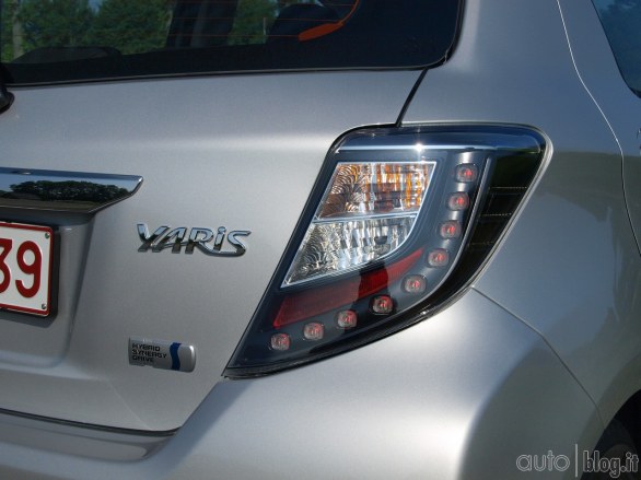 Il nostro primo contatto con la Toyota Yaris Hybrid