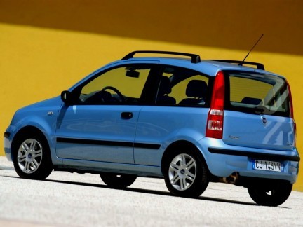 2004_fiat_panda_3_porte.jpg