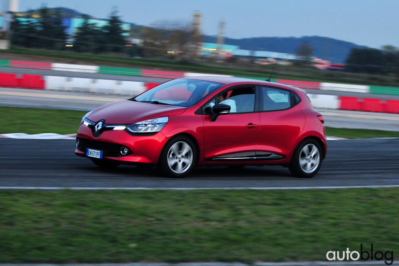 Reanult Clio 4 2013: il test di Autoblog