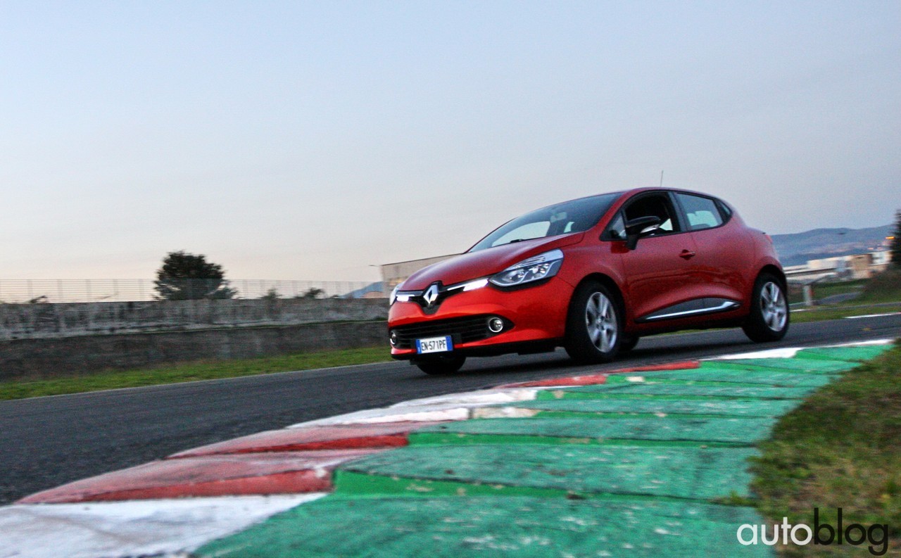 Reanult Clio 4 2013: il test di Autoblog