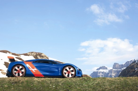 Nuove immagini ufficiali del video della Renault Alpine A110-50 con Jean Ragnotti