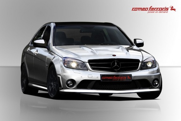 Romeo Ferraris Mercedes C63 AMG