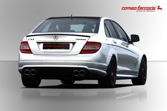 Romeo Ferraris Mercedes C63 AMG