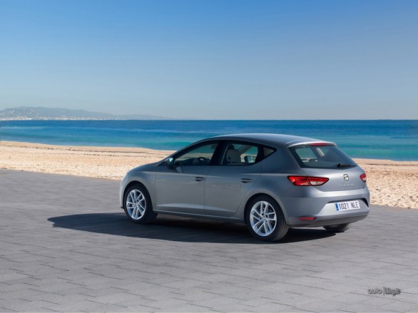 Seat Leon 2013: immagini ufficiali della hatchback iberica