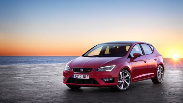 Seat Leon 2013: immagini ufficiali della hatchback iberica