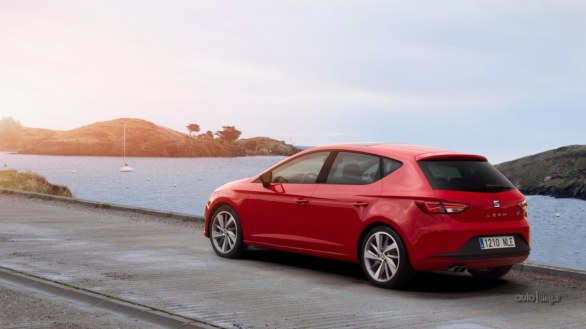 Seat Leon 2013: immagini ufficiali della hatchback iberica