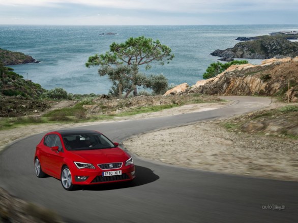 Seat Leon 2013: immagini ufficiali della hatchback iberica