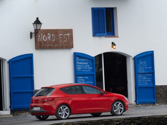 Seat Leon 2013: immagini ufficiali della hatchback iberica