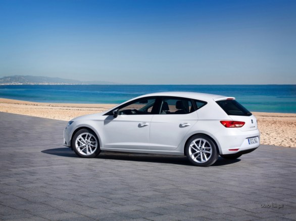 Seat Leon 2013: immagini ufficiali della hatchback iberica