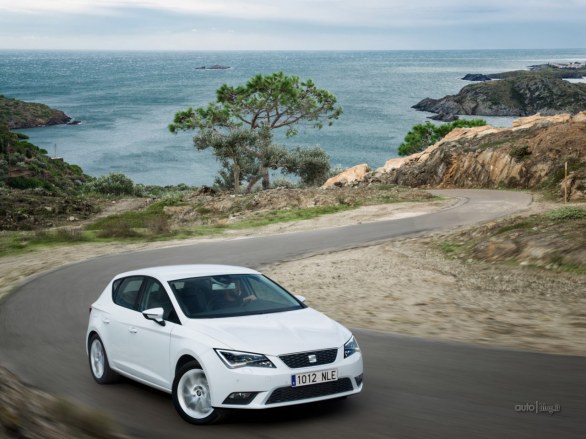 Seat Leon 2013: immagini ufficiali della hatchback iberica