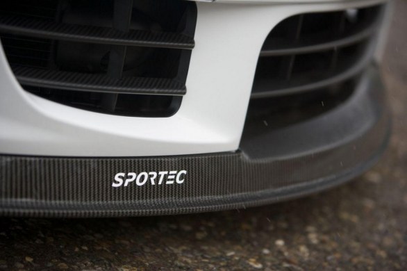 Sportec SP 800 R su base Porsche 911 GT2 RS