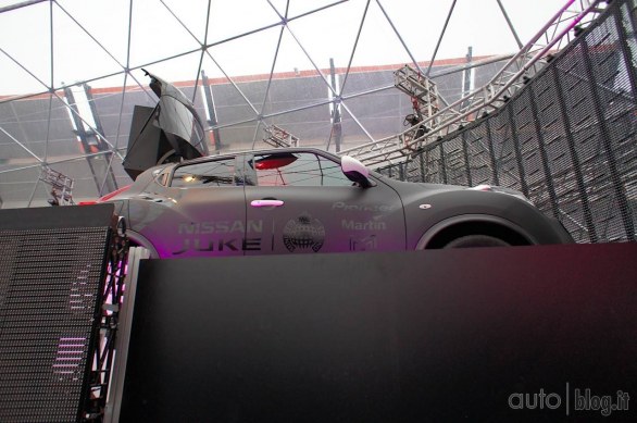 Stand Nissan al Motor Show di Bologna 2012 Live