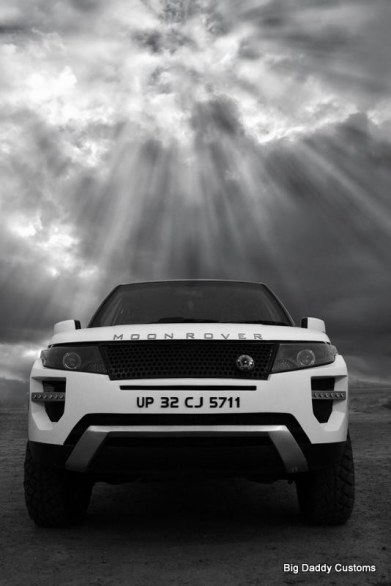 Una replica indiana della Range Rover Evoque basata sulla Tata Safari