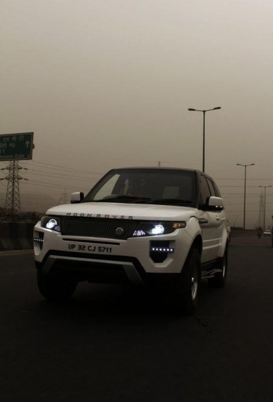 Una replica indiana della Range Rover Evoque basata sulla Tata Safari