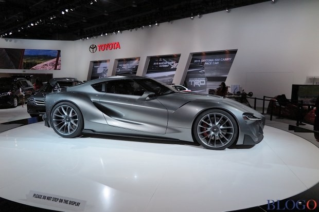 Guarda la fotogallery dello stand Toyota al Salone di Detroit 2015