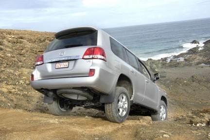 Toyota Land Cruiser in offroad