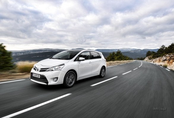 Toyota Verso 2013: la nuova MPV di segmento C