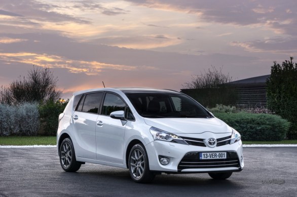 Toyota Verso 2013: la nuova MPV di segmento C