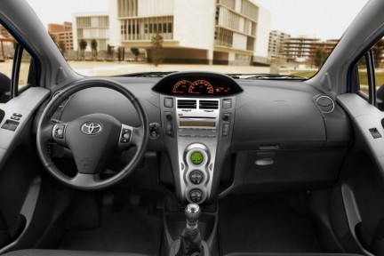 Toyota Yaris Model Year 2010 - prime immagini ufficiali