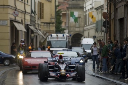 Trofeo Lorenzo Bandini: Vettel e la Toro Rosso a spasso per la Romagna