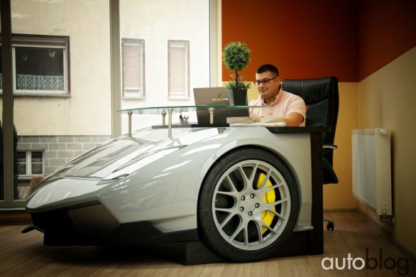 Ufficio: scrivania Lamborghini