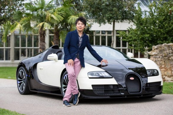 Una Bugatti Veyron Grand Sport Vitesse per il pianista Lang Lang