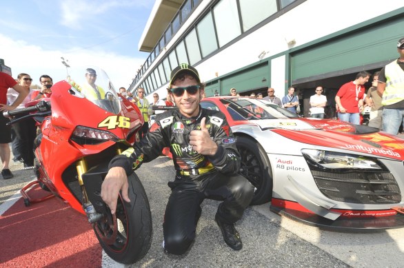 Al World Ducati Week di Misano Valentino Rossi prova l\\'Audi R8 LMS
