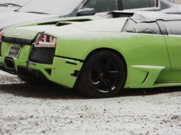 Un uomo ha vinto ad un concorso una Lamborghini Murcielago ma poche ore dopo l'ha distrutta in un incidente