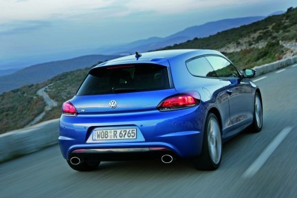 Volkswagen Scirocco R: nuove foto ufficiali su strada