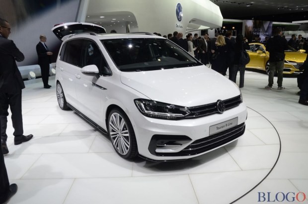 Volkswagen Sport Coupé Concept GTE al salone di Ginevra 2015 Live