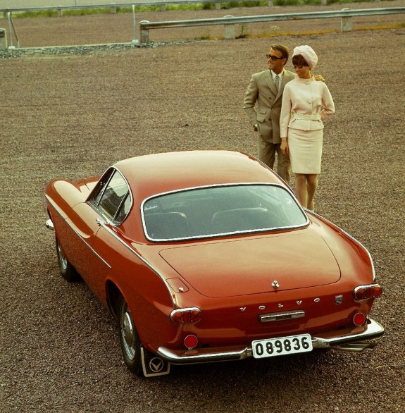 Volvo P1800 compie 50 anni