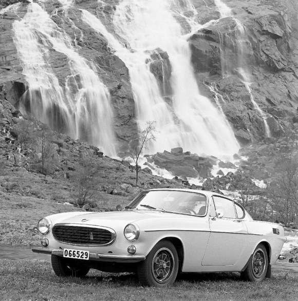 Volvo P1800 compie 50 anni