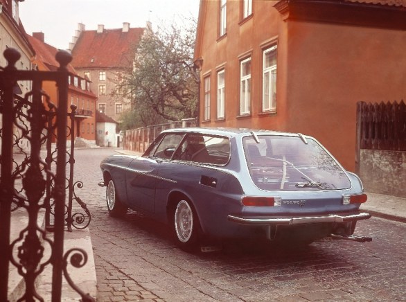 Volvo P1800 compie 50 anni