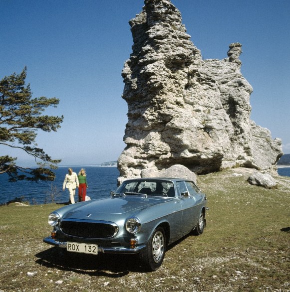 Volvo P1800 compie 50 anni