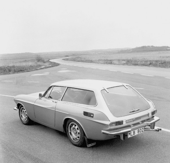 Volvo P1800 compie 50 anni