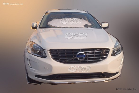 Volvo XC60 foto dalla Cina