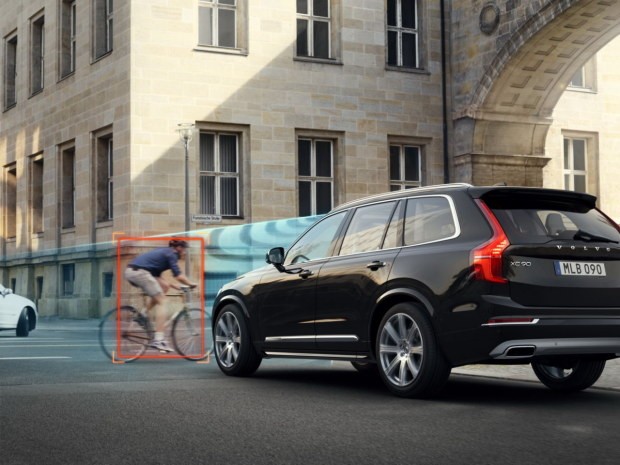 Nuova Volvo XC90 2015