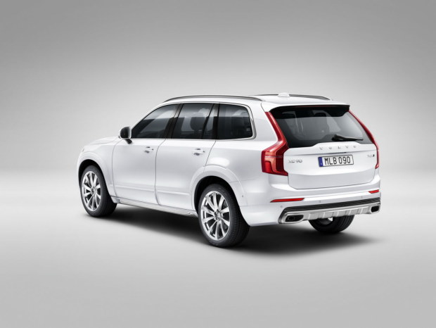 Nuova Volvo XC90 2015