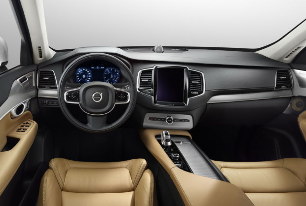 Nuova Volvo XC90 2015