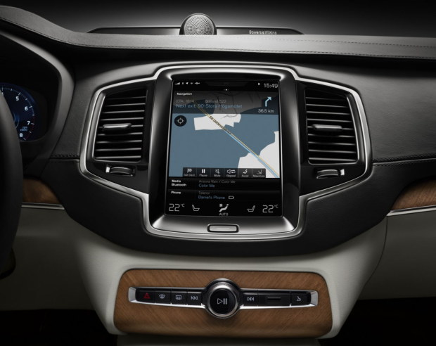 Nuova Volvo XC90 2015